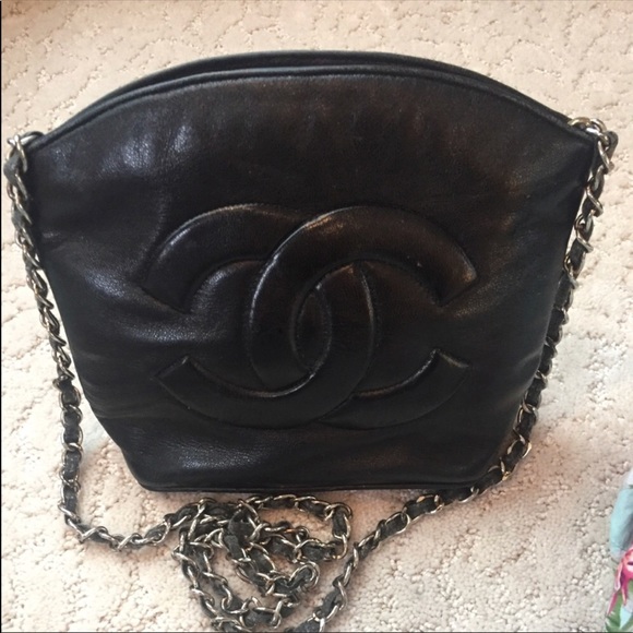 CHANEL Handbags - Chanel crossbody bag